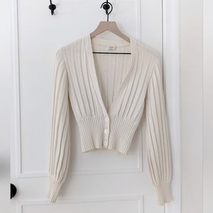 Aritzia Wilfred Plunge Cardigan S birch GUC